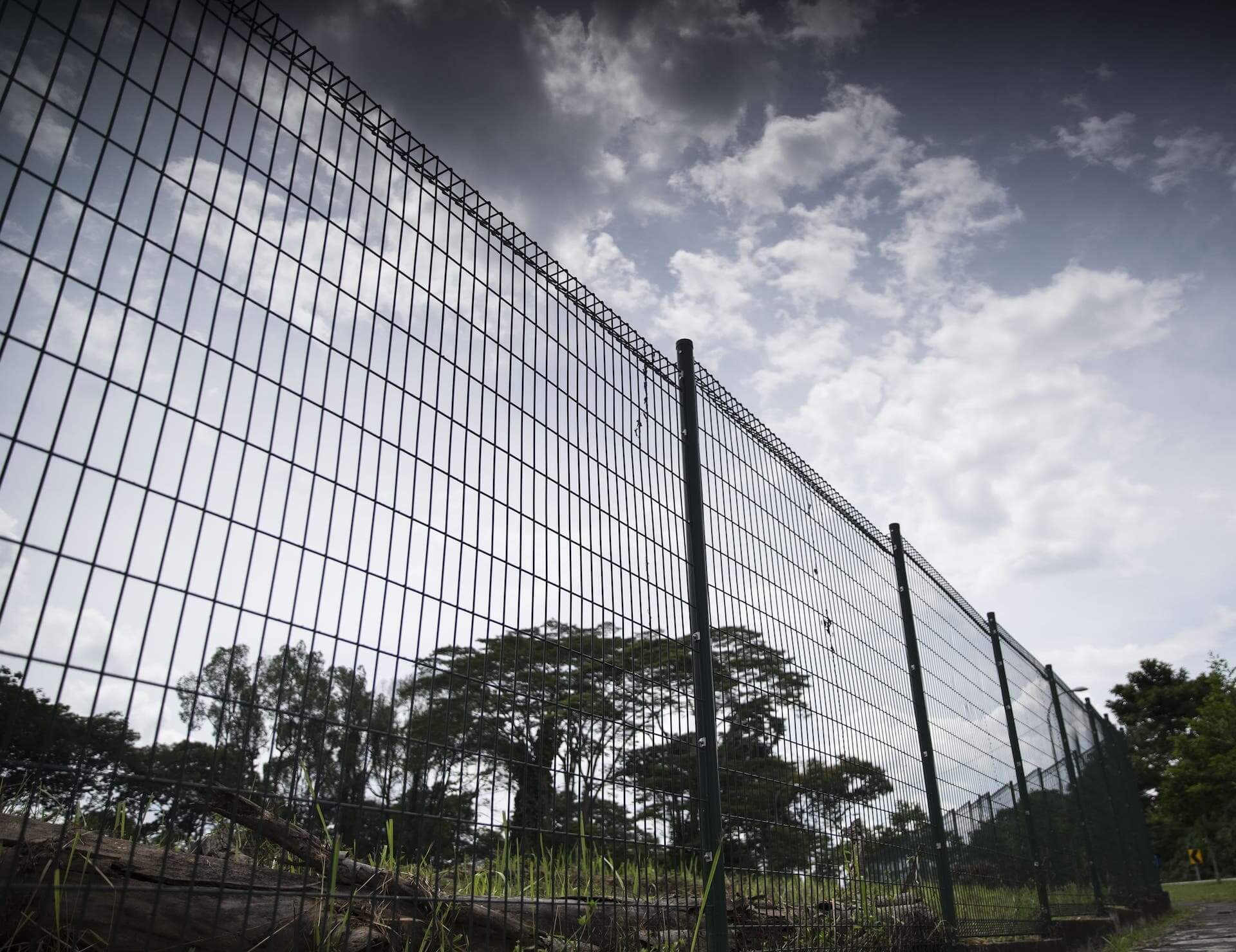 Security Fence Supplier for Commercial, Industrial, and Project Buyers